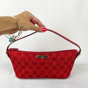 GUCCI Monogram Boat Pochette fuchsia